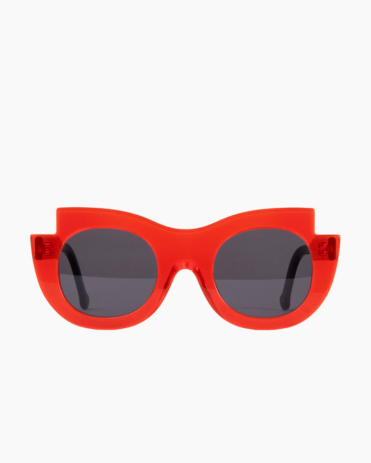 orange plastic oval sunglassesby Marie-Sophie Dion model Latraverse2Sun, front view, lunettes de vue ovale couleur Orange