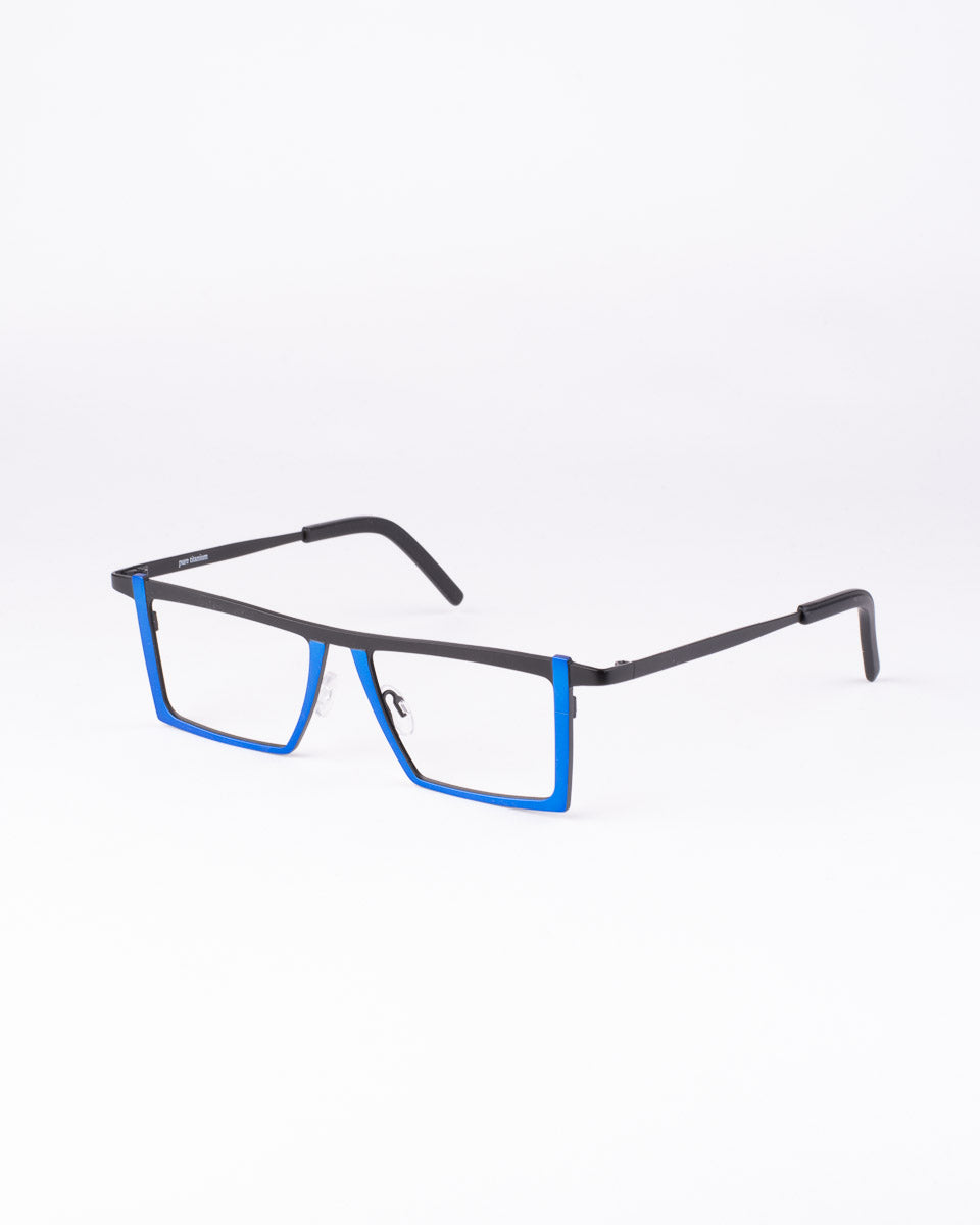 blue metal rectangle eyeglasses by Theo model Antwerpcentral, front view, lunettes de vue rectangle couleur Bleu