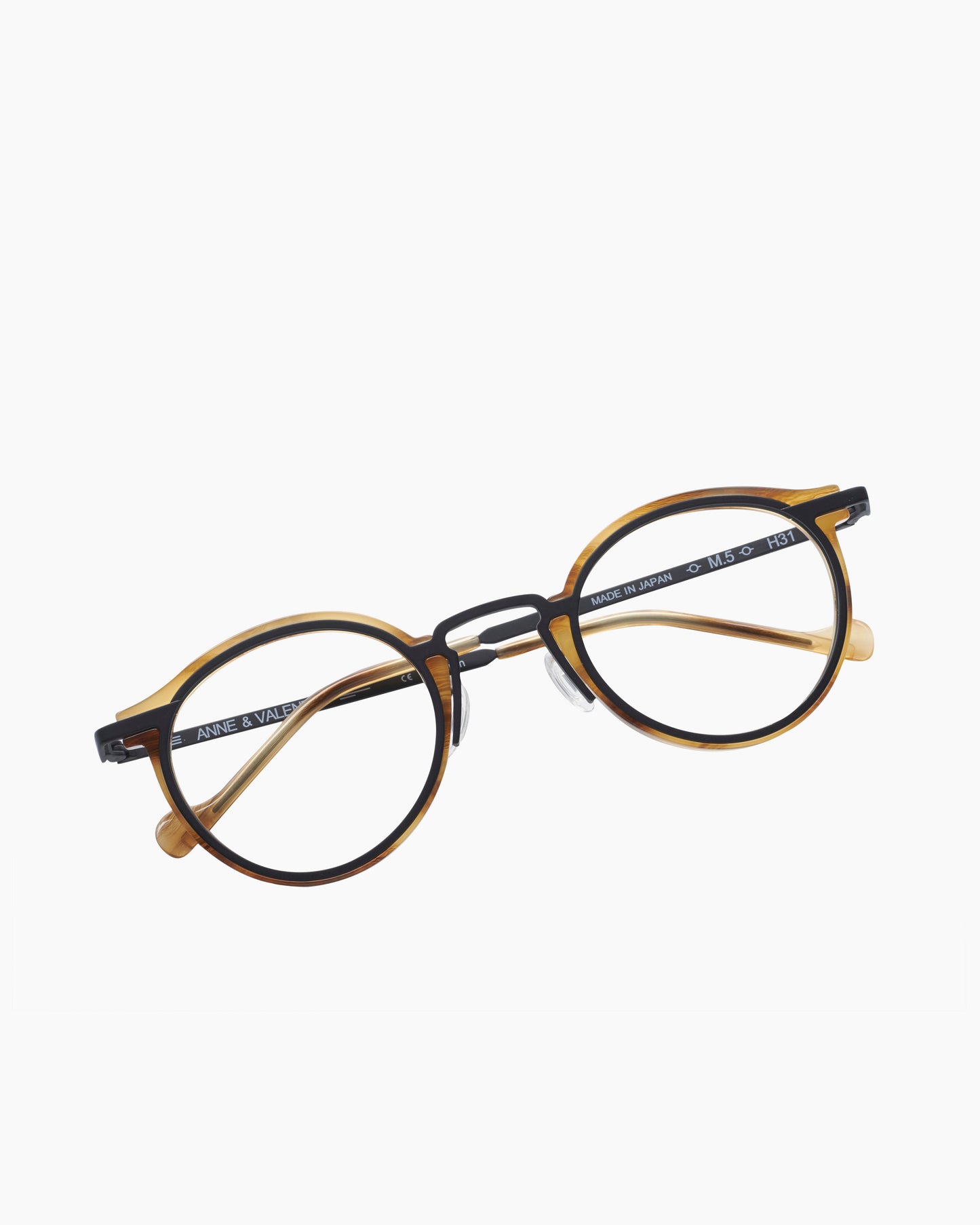 Anne et Valentin - m5 - H31 | Bar à lunettes