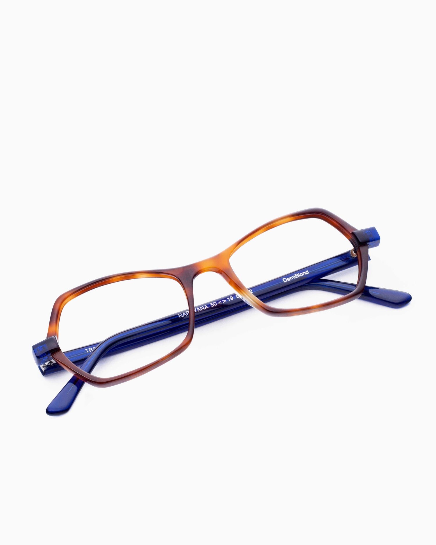 tortoise plastic butterfly eyeglasses by Traction model Narayana, front view, lunettes de vue papillon couleur Écaille de tortue