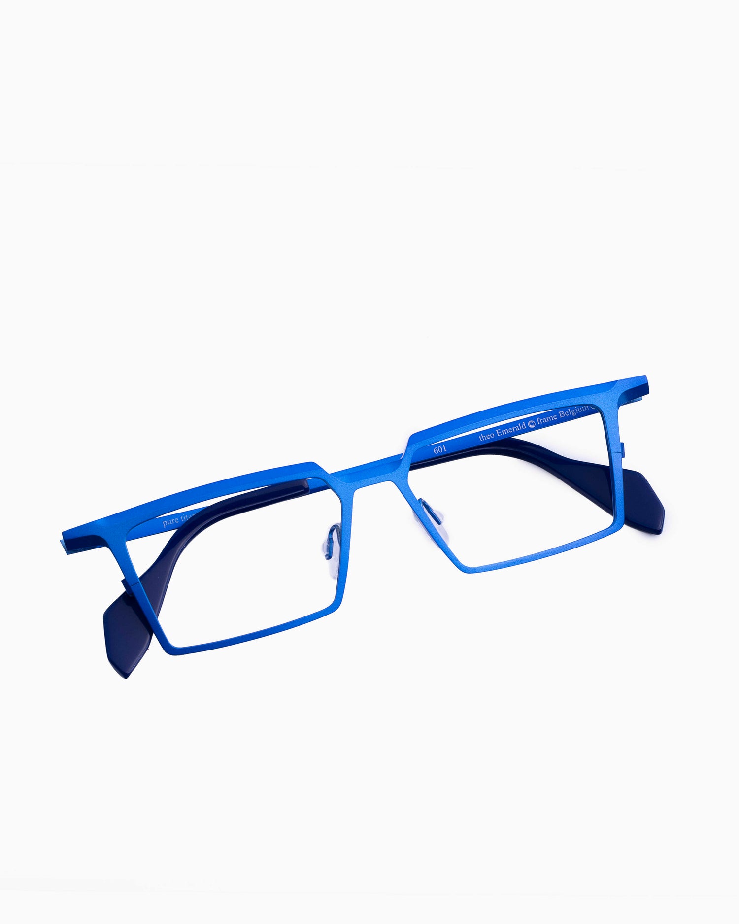 blue metal rectangle eyeglasses by Theo model emerald , front view, lunettes de vue rectangle couleur Bleu