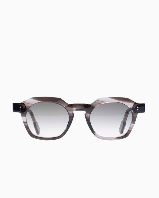 grey plastic rectangle sunglassesby Anne et Valentin model sargent, front view, lunettes de vue rectangle couleur Gris