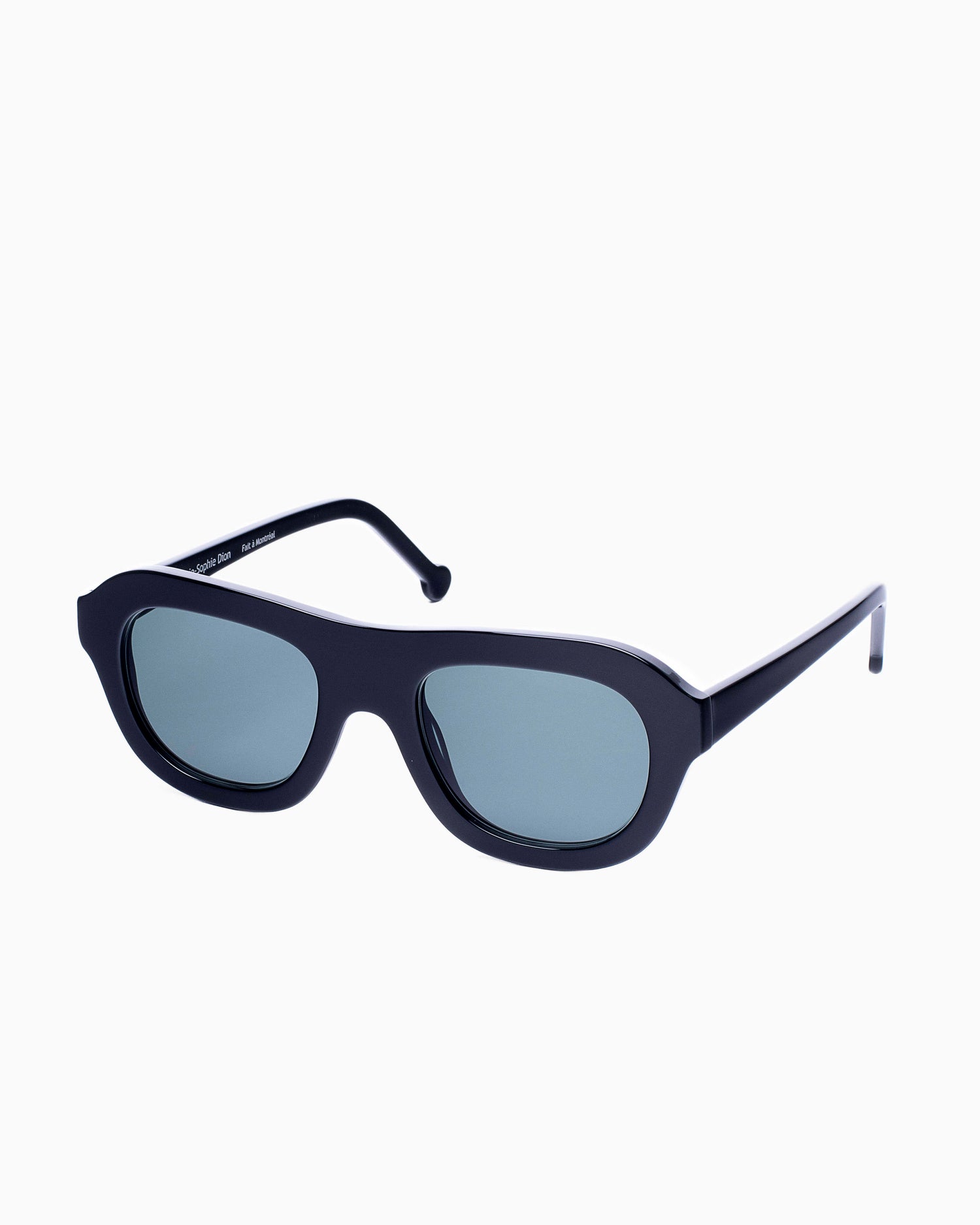 black plastic aviator  sunglassesby Marie-Sophie Dion model AlainSun, front view, lunettes de vue aviateur couleur Noir