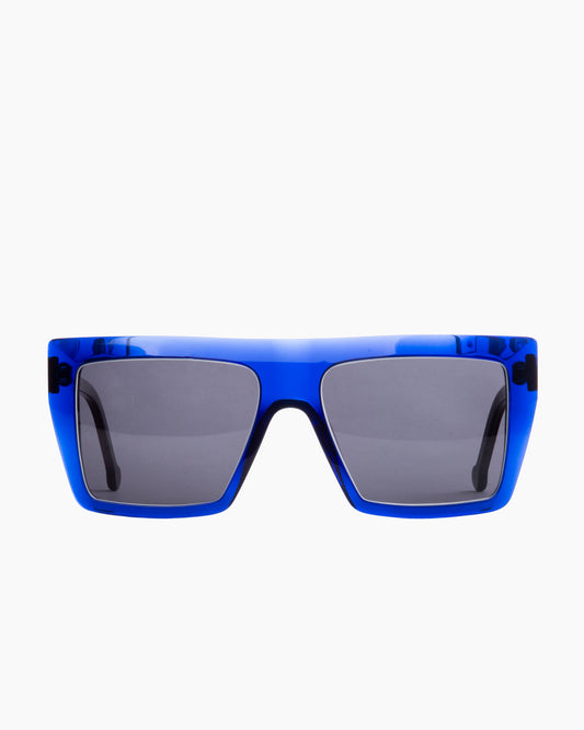 blue plastic rectangle  sunglassesby Marie-Sophie Dion model Lucas, front view, lunettes de vue rectangle couleur bleu