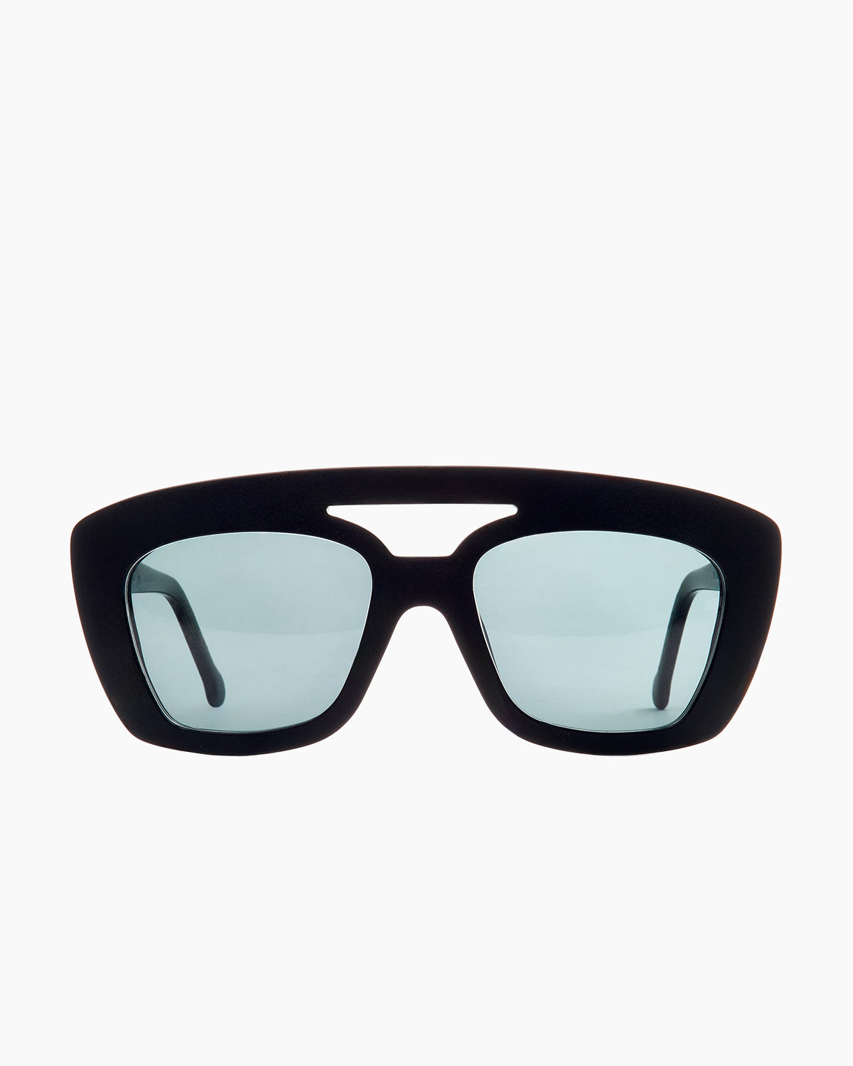 black plastic aviator  sunglassesby Marie-Sophie Dion model Nelsonp, front view, lunettes de vue aviateur couleur noir