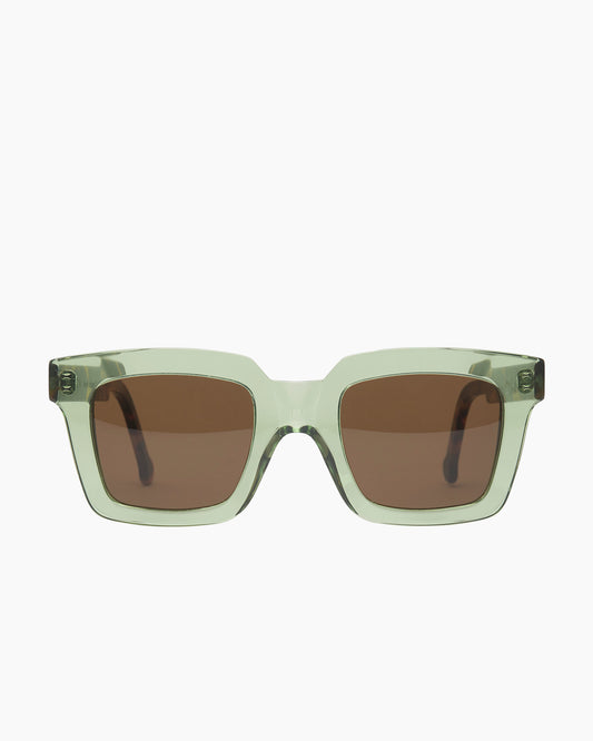 green plastic rectangle  sunglassesby Marie-Sophie Dion model WilkySUN, front view, lunettes de vue rectangle couleur Vert