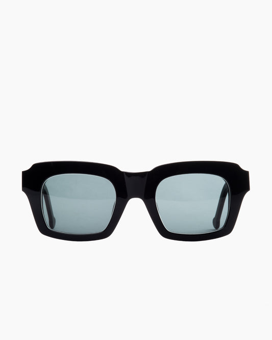 black plastic rectangle  sunglassesby Marie-Sophie Dion model Downey, front view, lunettes de vue rectangle couleur Noir