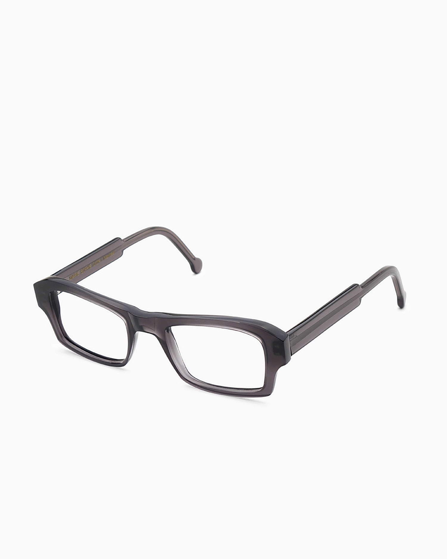 grey plastic rectangle eyeglasses by Marie-Sophie Dion model Lessard, front view, lunettes de vue rectangle couleur Gris