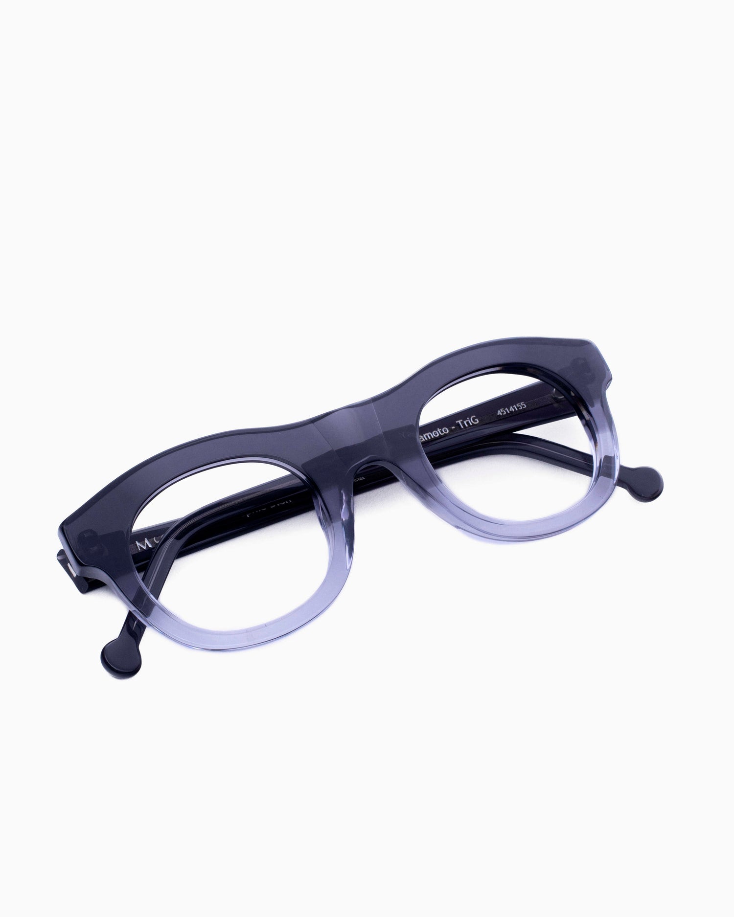 grey plastic round eyeglasses by Marie-Sophie Dion model Yamamoto, front view, lunettes de vue rond couleur Gris