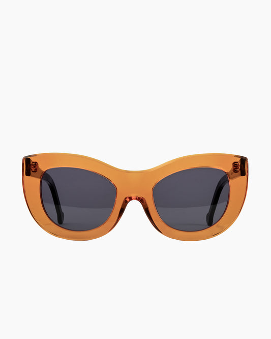 orange plastic cat  sunglassesby Marie-Sophie Dion model YounanSun, front view, lunettes de vue chat couleur Orange