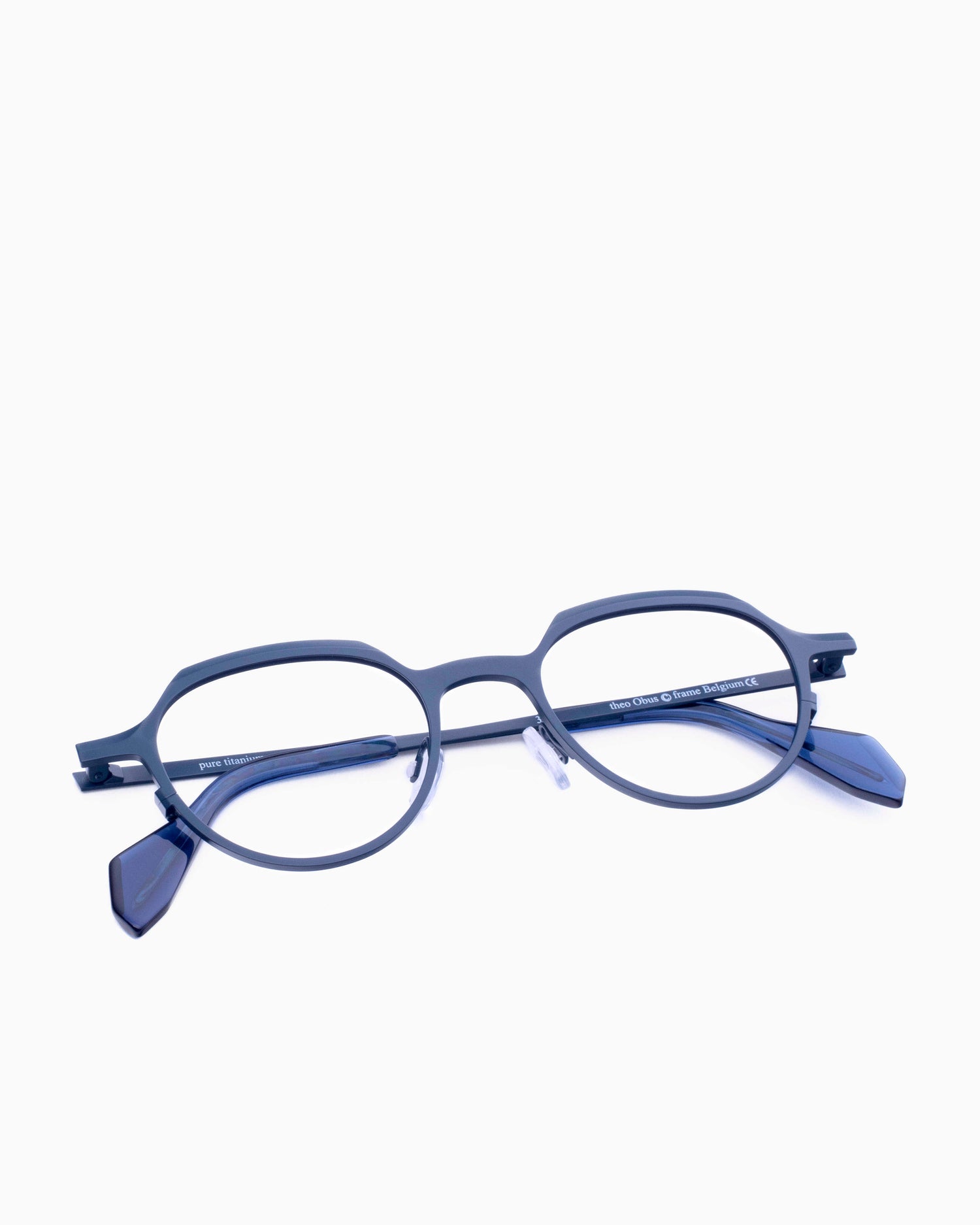 blue metal round eyeglasses by Theo model Obus, front view, lunettes de vue rond couleur Bleu