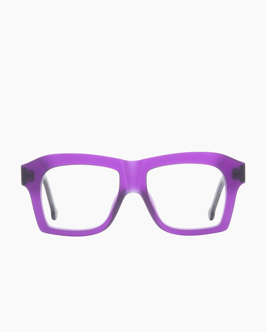 purple plastic rectangle eyeglasses by Marie-Sophie Dion model Dussault, front view, lunettes de vue rectangle couleur Violet
