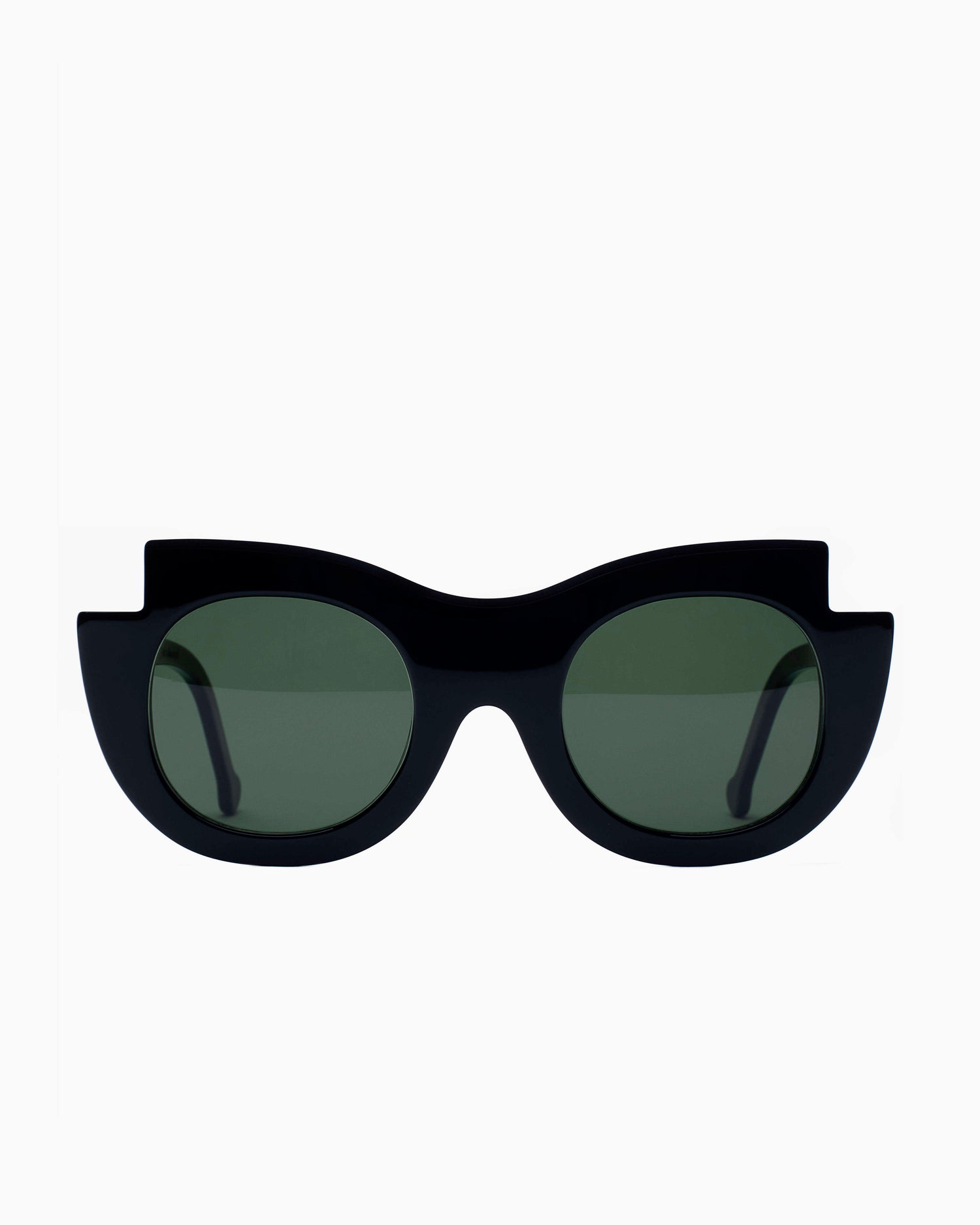 black plastic round  sunglassesby Marie-Sophie Dion model Latraverse2Sun, front view, lunettes de vue rond couleur Noir