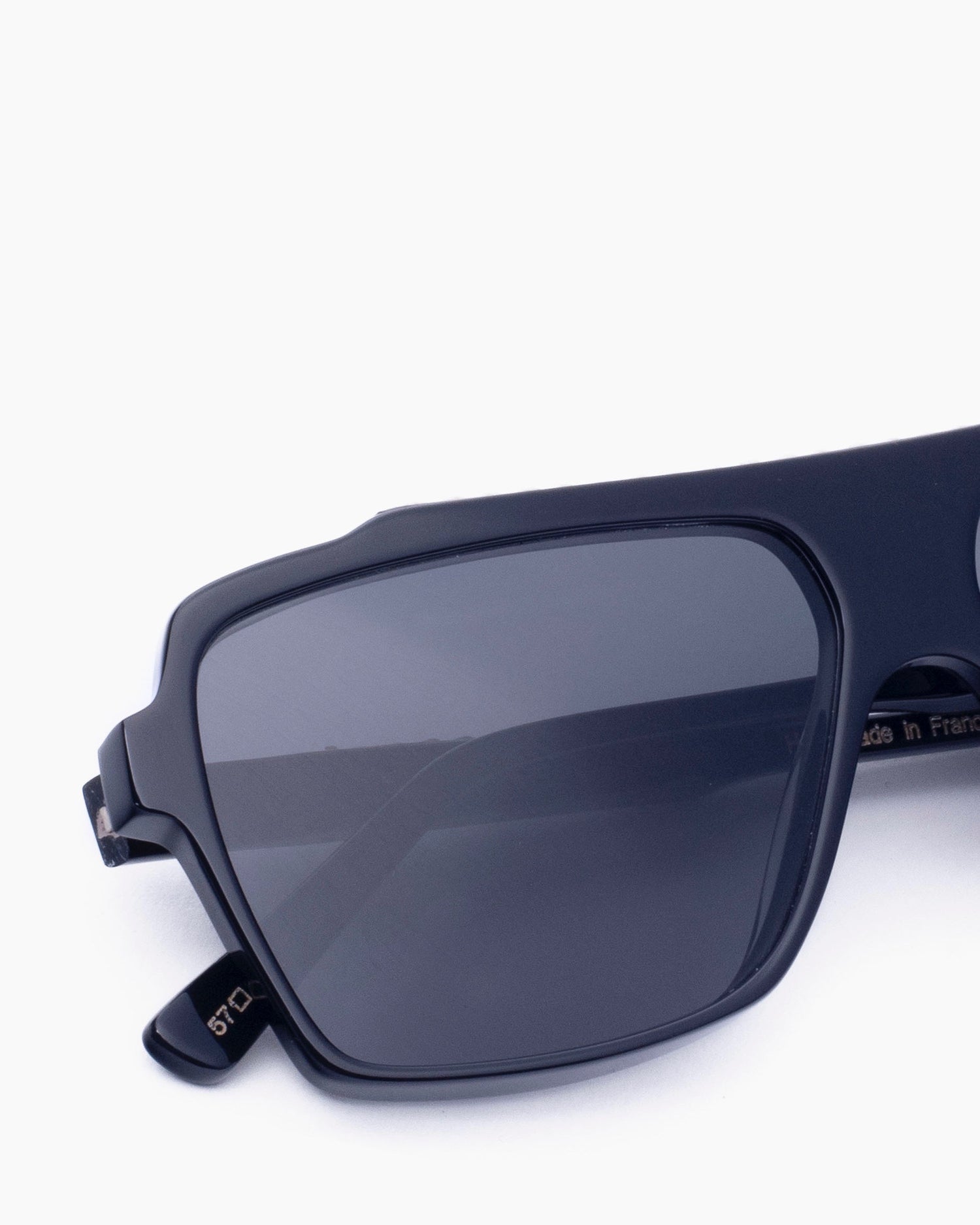 black plastic rectangle  sunglassesby Histoire de voir model FIL4, front view, lunettes de vue rectangle couleur Noir