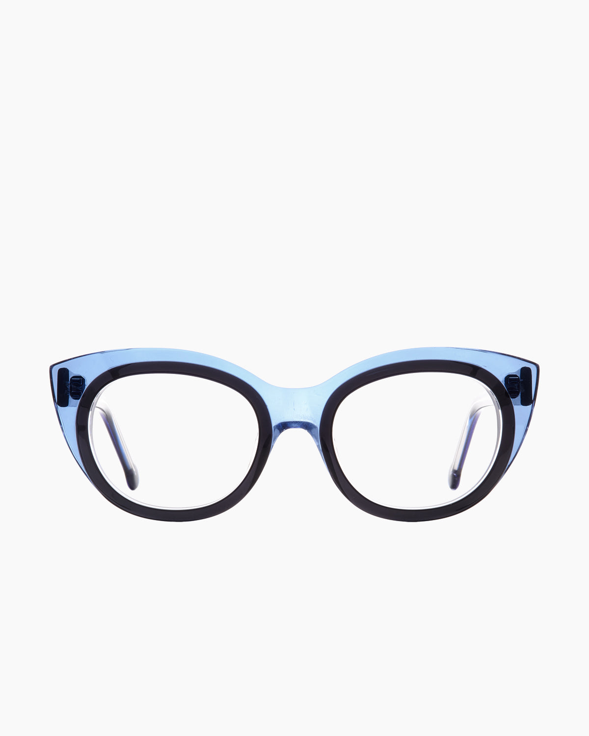 blue plastic cat eyeglasses by Marie-Sophie Dion model Blais, front view, lunettes de vue chat couleur bleu