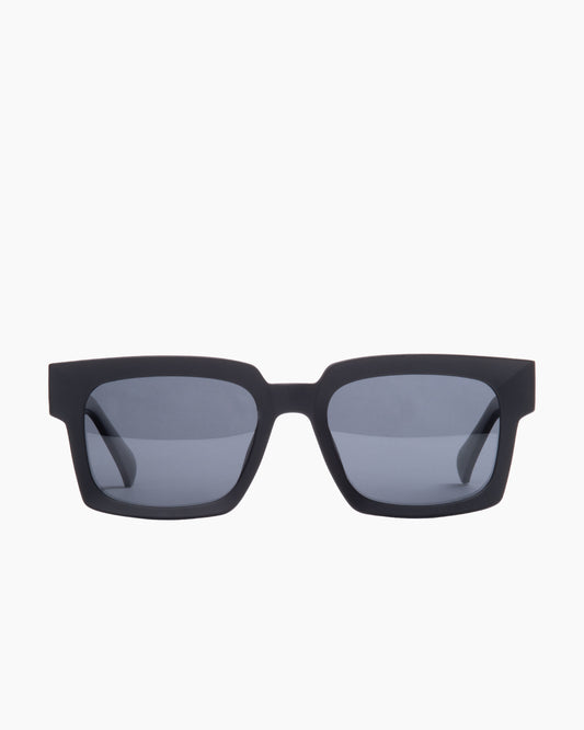 black plastic rectangle sunglassesby Evolve model ELS6, front view, lunettes de vue rectangle couleur noir
