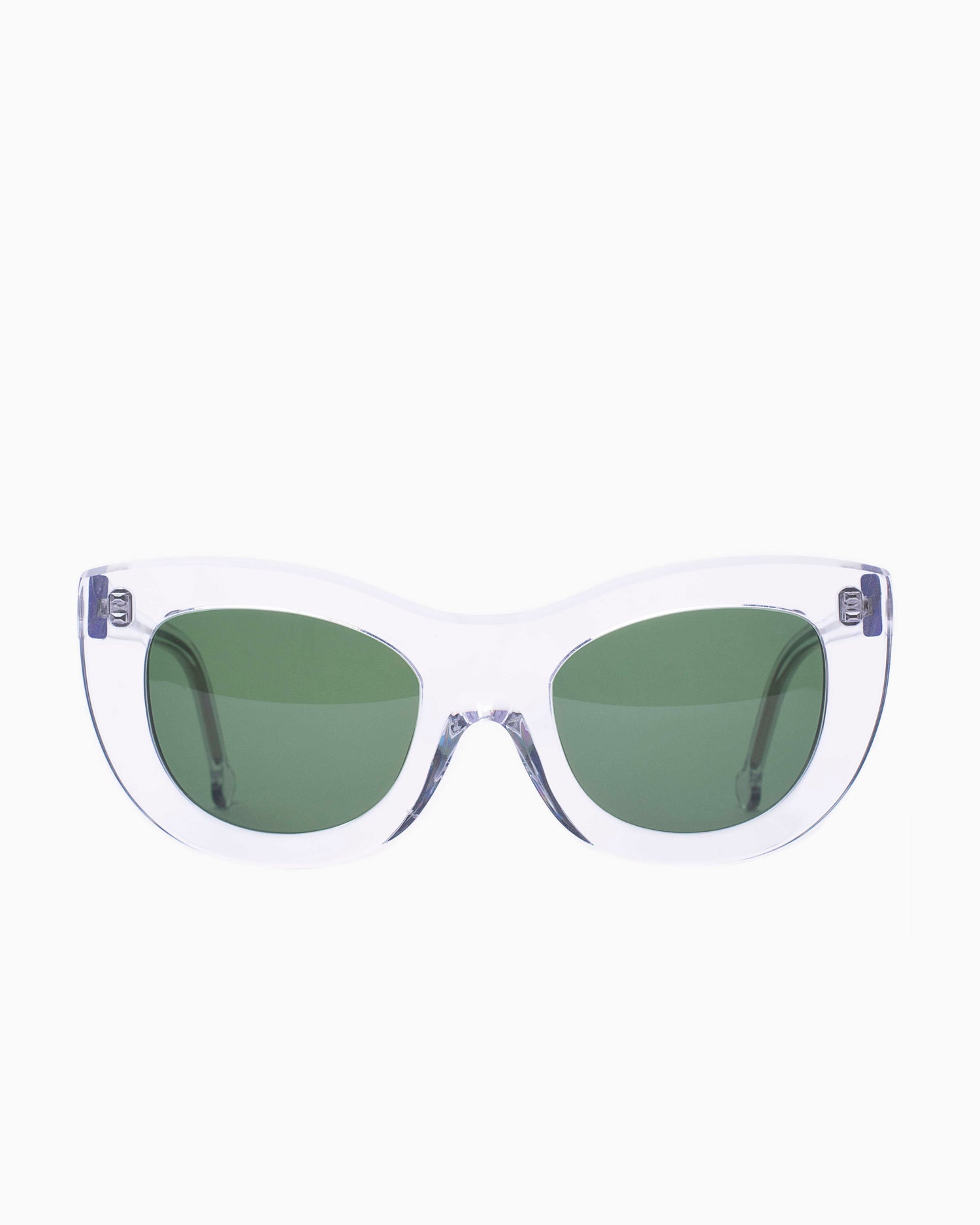 crystal plastic cat  sunglassesby Marie-Sophie Dion model YounanSun, front view, lunettes de vue chat couleur cristal