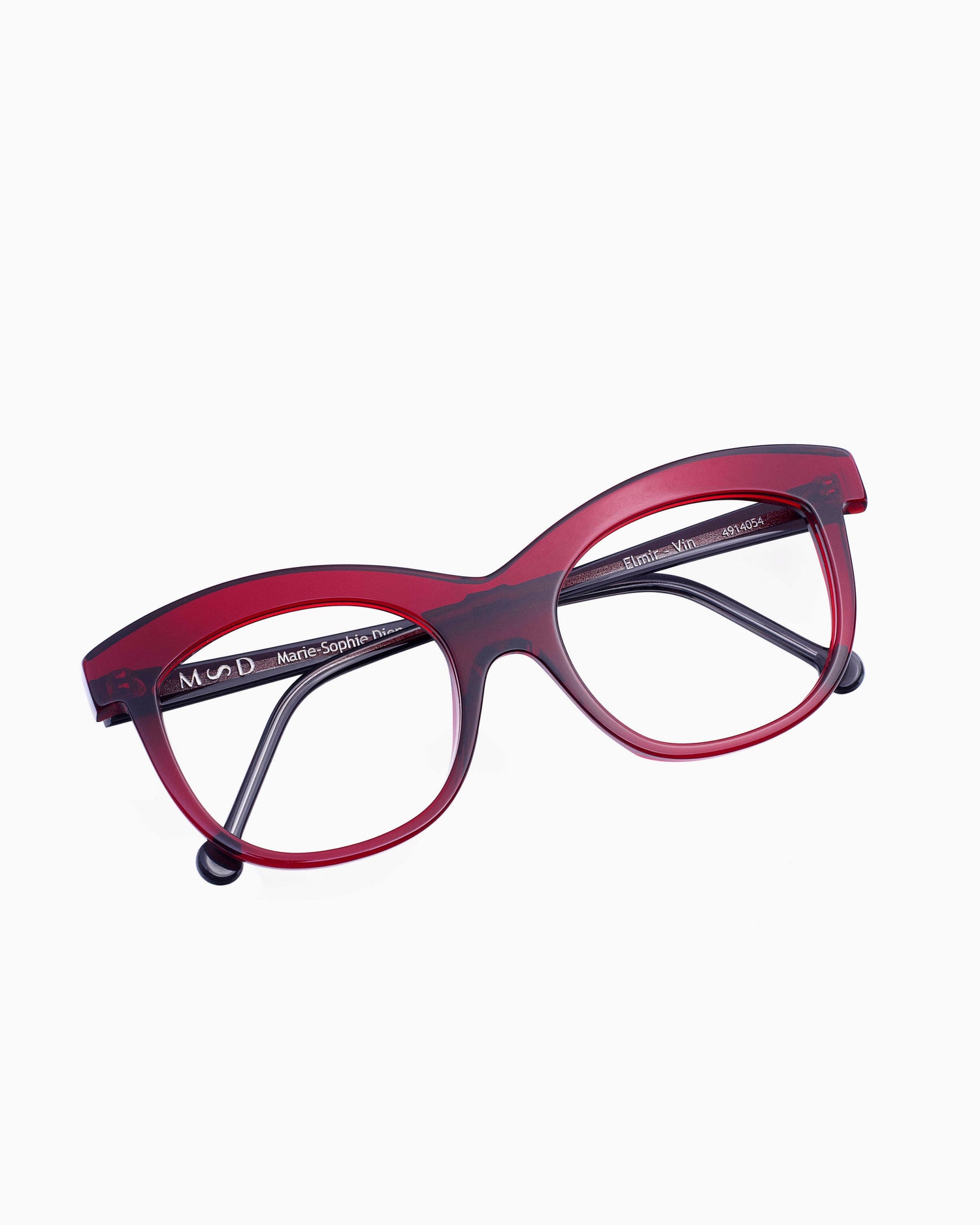red plastic butterfly eyeglasses by Marie-Sophie Dion model Elmir, front view, lunettes de vue papillon couleur bourgogne