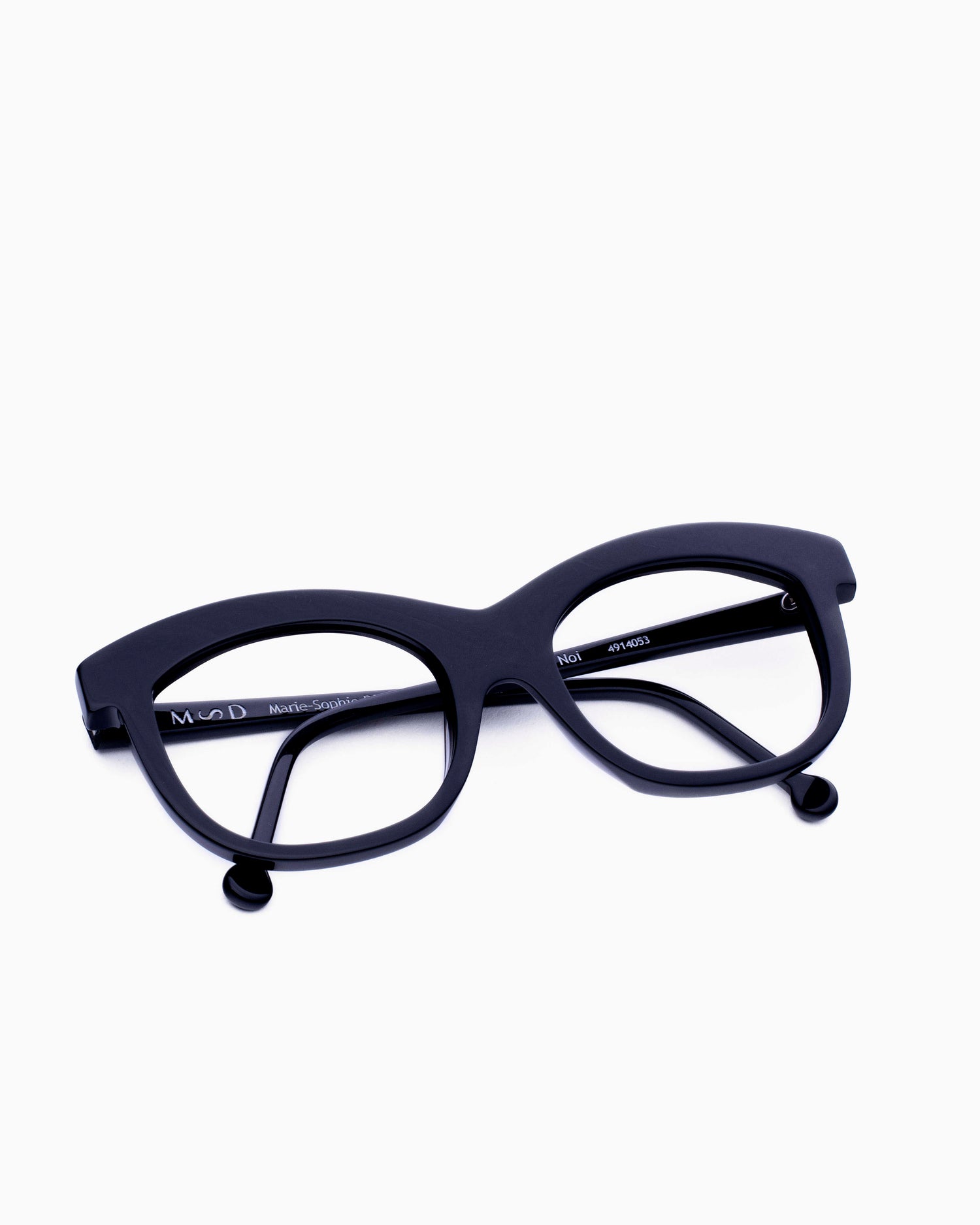black plastic butterfly eyeglasses by Marie-Sophie Dion model Elmir, front view, lunettes de vue papillon couleur Noir