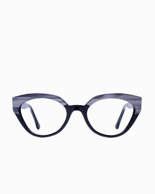 grey plastic cat eyeglasses by Traction model OLGA, front view, lunettes de vue chat couleur Gris