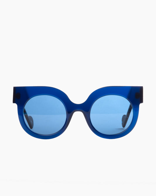 blue plastic round  sunglassesby Anne et Valentin model saskia, front view, lunettes de vue rond couleur bleu