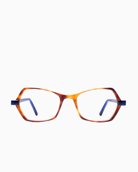 tortoise plastic butterfly eyeglasses by Traction model Narayana, front view, lunettes de vue papillon couleur Écaille de tortue