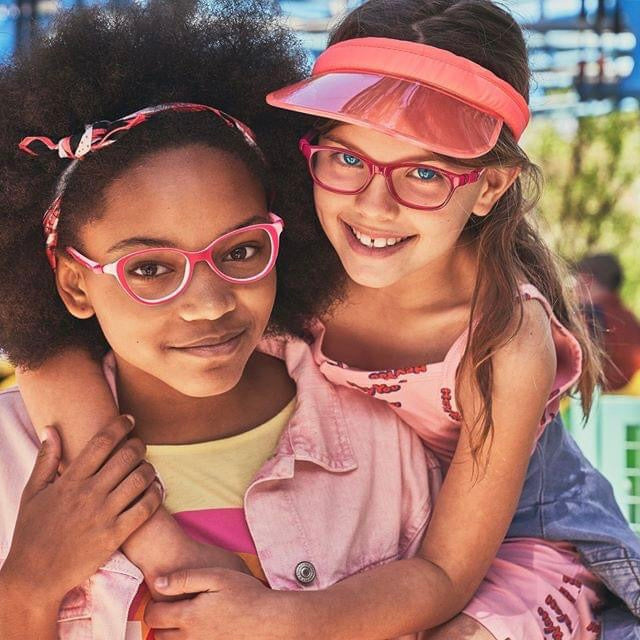 Collection de montures optiques pour enfants Anne et Valentin BAR À LUNETTES