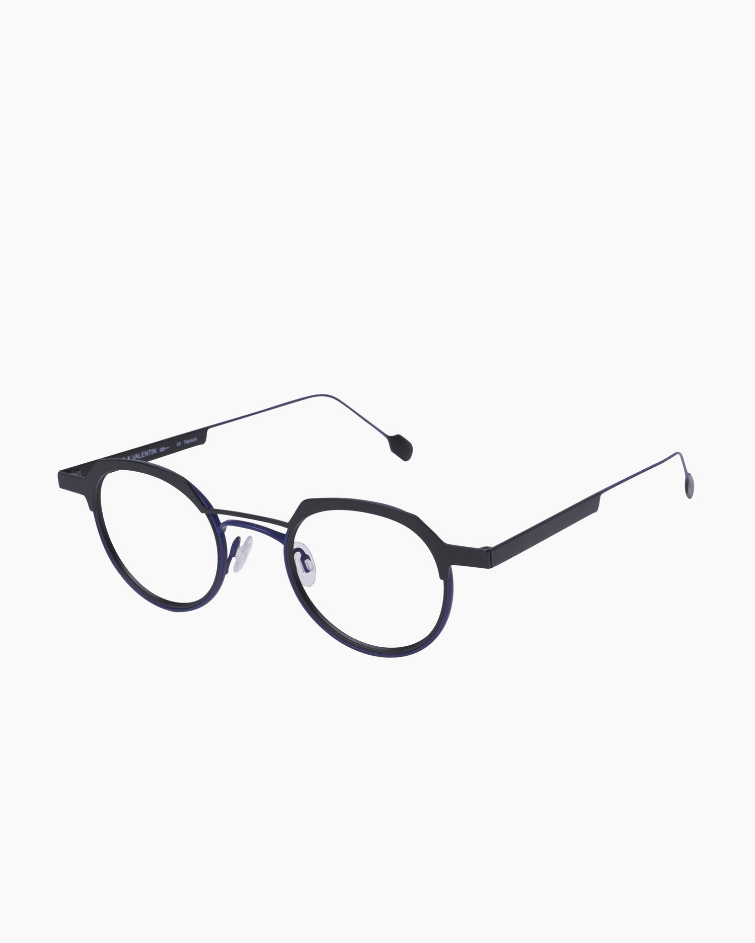 black metal round eyeglasses by Anne et Valentin model Rebuild, front view, lunettes de vue rond couleur Noir