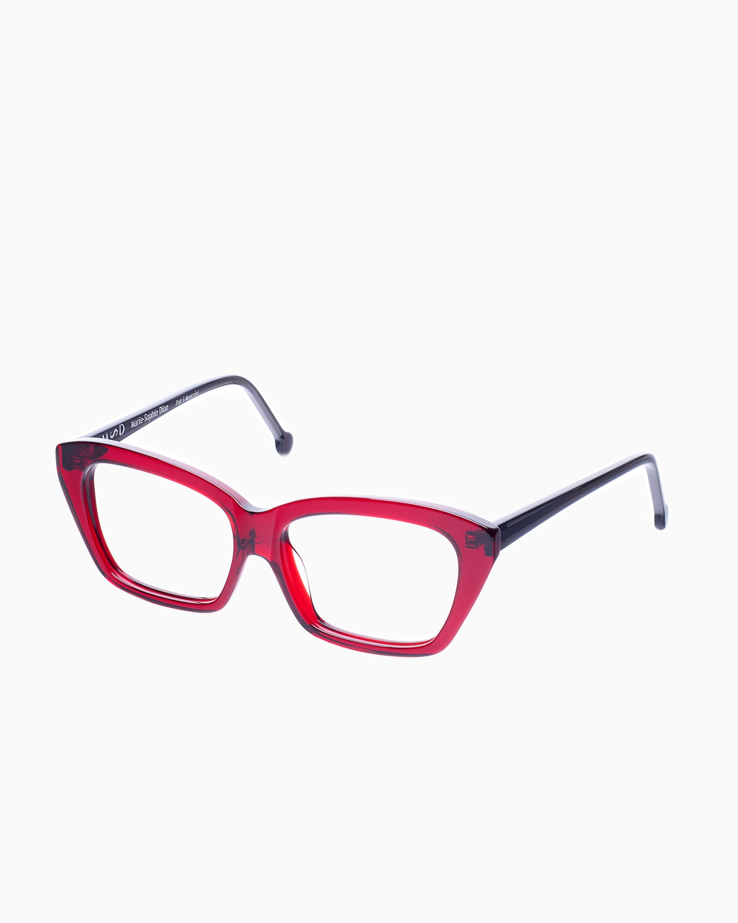 red plastic butterfly eyeglasses by Marie-Sophie Dion model Pageau, front view, lunettes de vue papillon couleur bourgogne