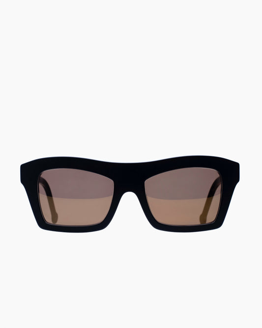 black plastic rectangle  sunglassesby Marie-Sophie Dion model KwanLockSUN, front view, lunettes de vue rectangle couleur Noir