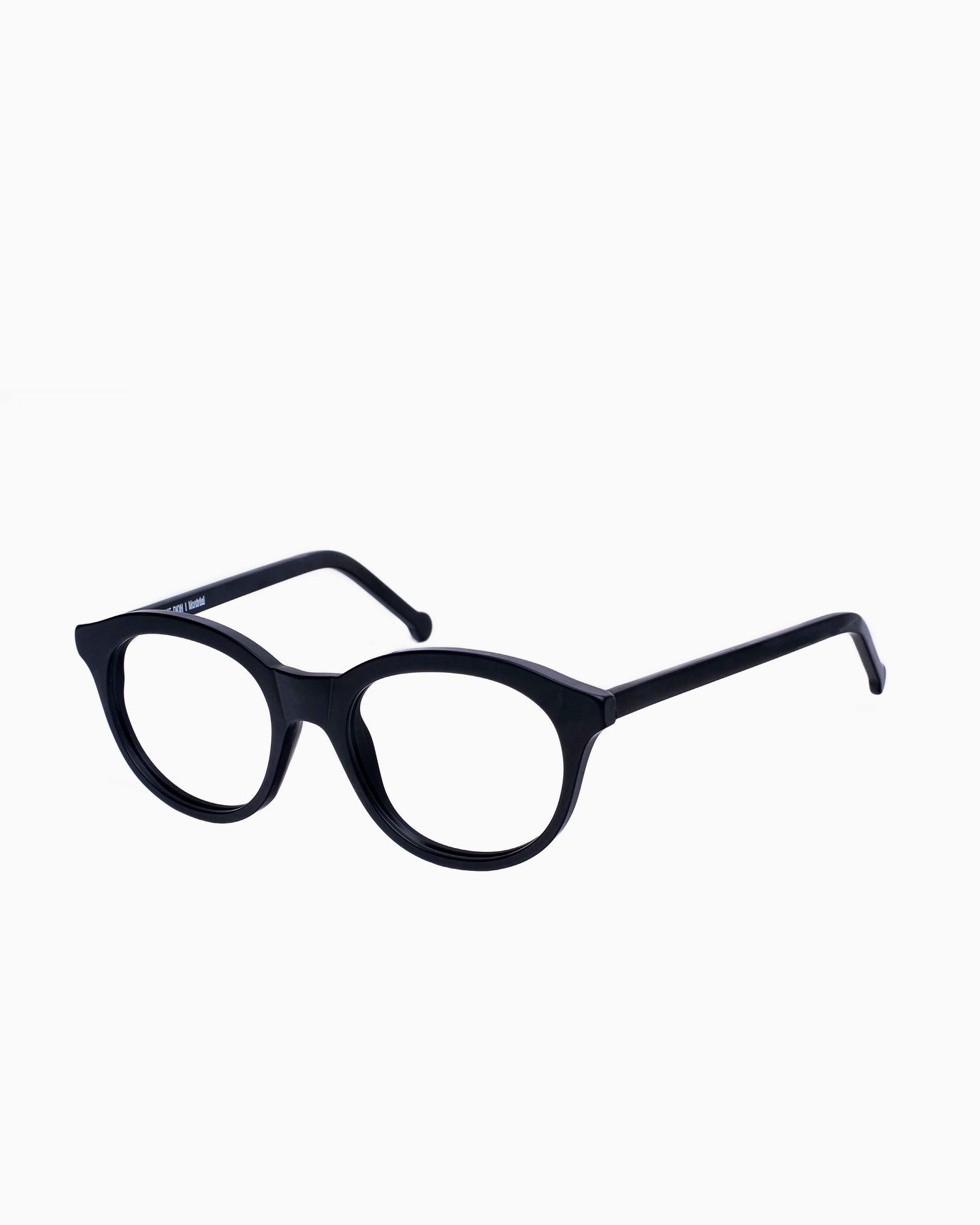 black plastic oval eyeglasses by Marie-Sophie Dion model Viel, front view, lunettes de vue ovale couleur Noir