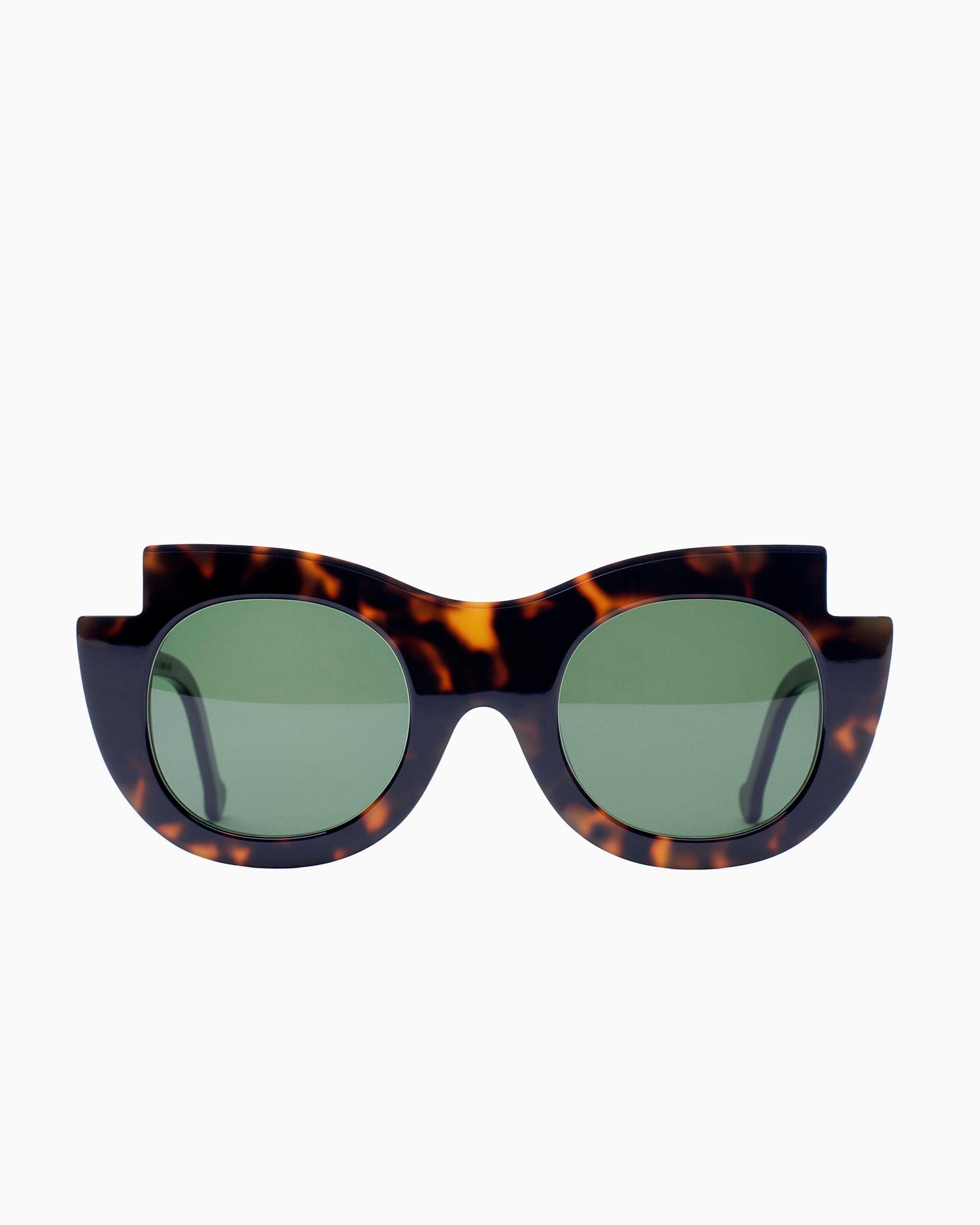 tortoise plastic round  sunglassesby Marie-Sophie Dion model Latraverse2Sun, front view, lunettes de vue rond couleur Écaille de tortue