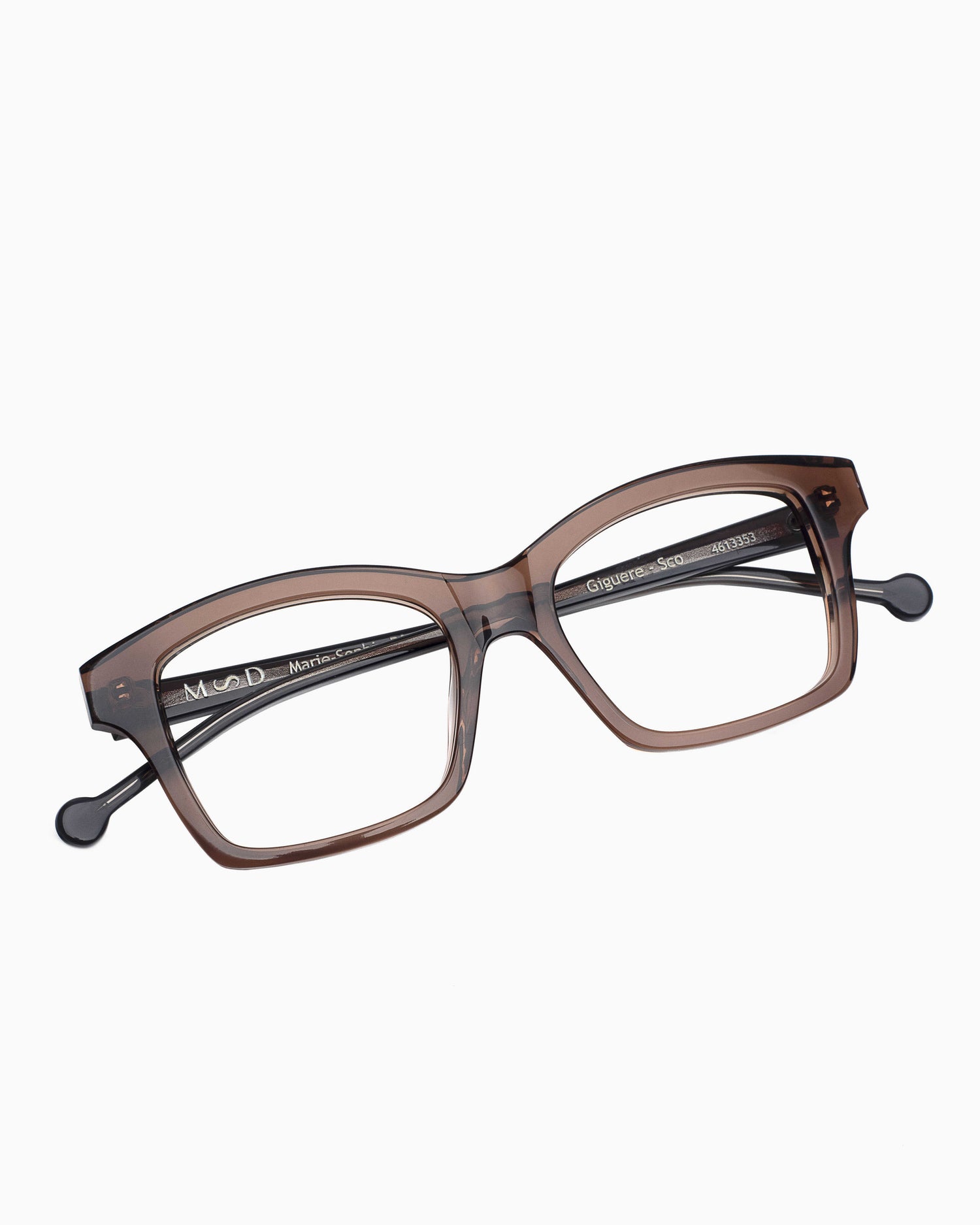 brown plastic rectangle eyeglasses by Marie-Sophie Dion model Giguere, front view, lunettes de vue rectangle couleur Brun