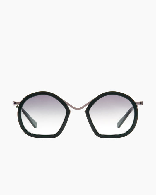 green metal oval  sunglassesby Gamine model Lombard street s, front view, lunettes de vue ovale couleur vert