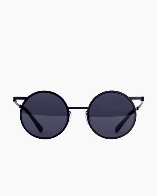 black metal round  sunglassesby Gamine model SödermalmS, front view, lunettes de vue rond couleur Noir